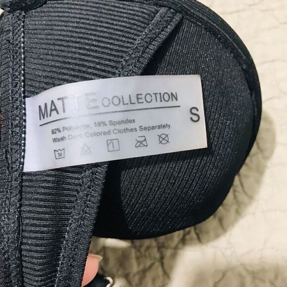 Matte collection swimsuit top size S     A377 - Picture 4 of 6